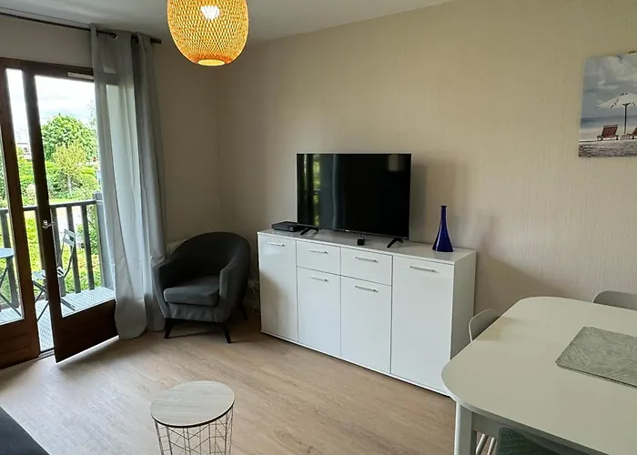 Apartman 2p Renove A Cabourg, Proche Et Thalasso, Avec Balcon Et Parking, 4 Pers. - Fr-1-487-368 *