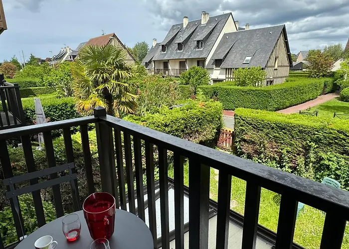 Apartman 2p Renove A Cabourg, Proche Et Thalasso, Avec Balcon Et Parking, 4 Pers. - Fr-1-487-368 *