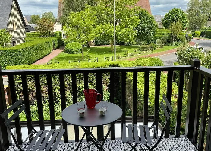 2p Renove A Cabourg, Proche Et Thalasso, Avec Balcon Et Parking, 4 Pers. - Fr-1-487-368